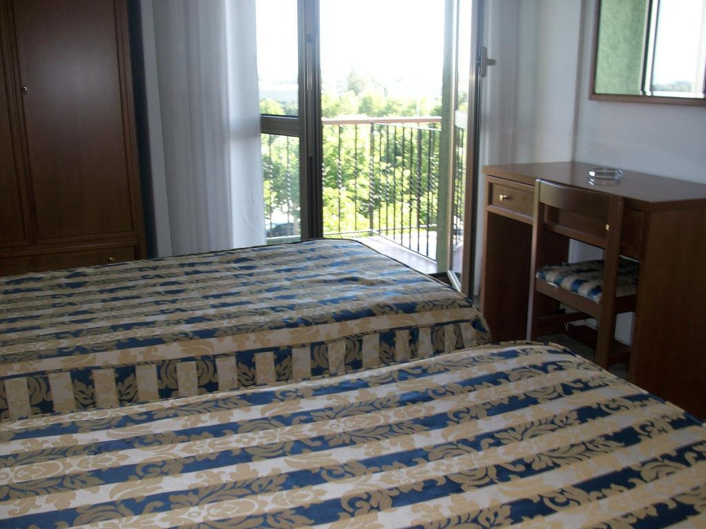 Hotel Santorotto Di Fabio Terrosi Sinalunga Phòng bức ảnh